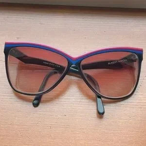 Albert Nipon | Accessories | Alpert Nipn Vintage Sunglasses  display picture 1